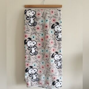 Snoopy Floral Blanket